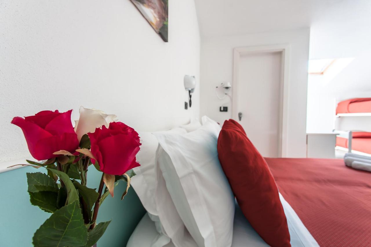 Hotel Giove Dipendenza Hotel Fiamma Cesenatico Ngoại thất bức ảnh