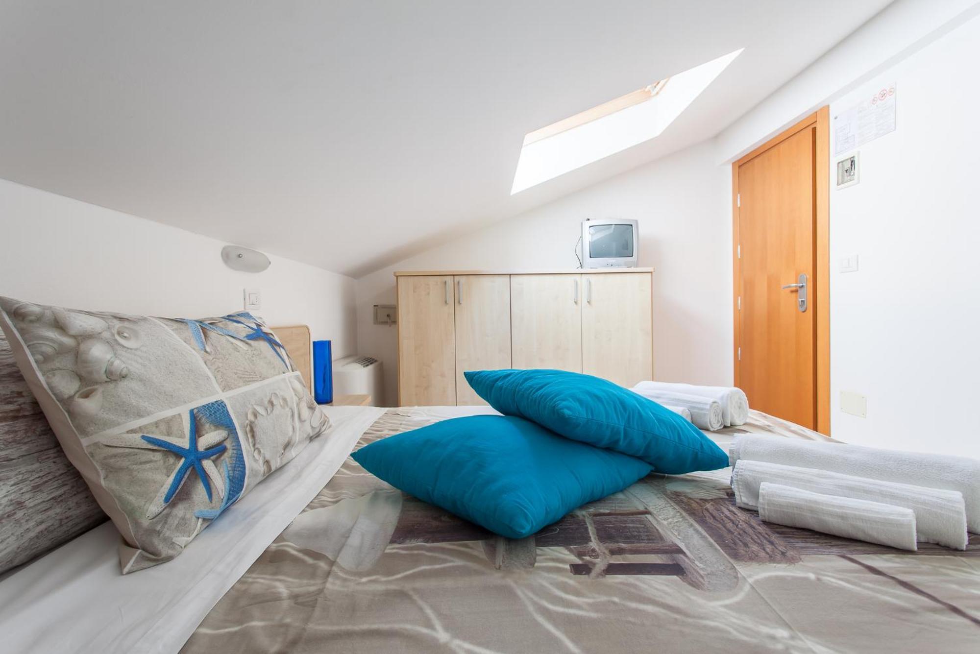 Hotel Giove Dipendenza Hotel Fiamma Cesenatico Phòng bức ảnh