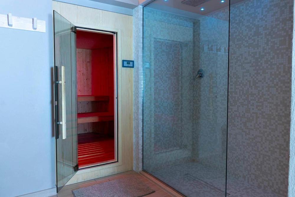 Hotel Giove Dipendenza Hotel Fiamma Cesenatico Ngoại thất bức ảnh