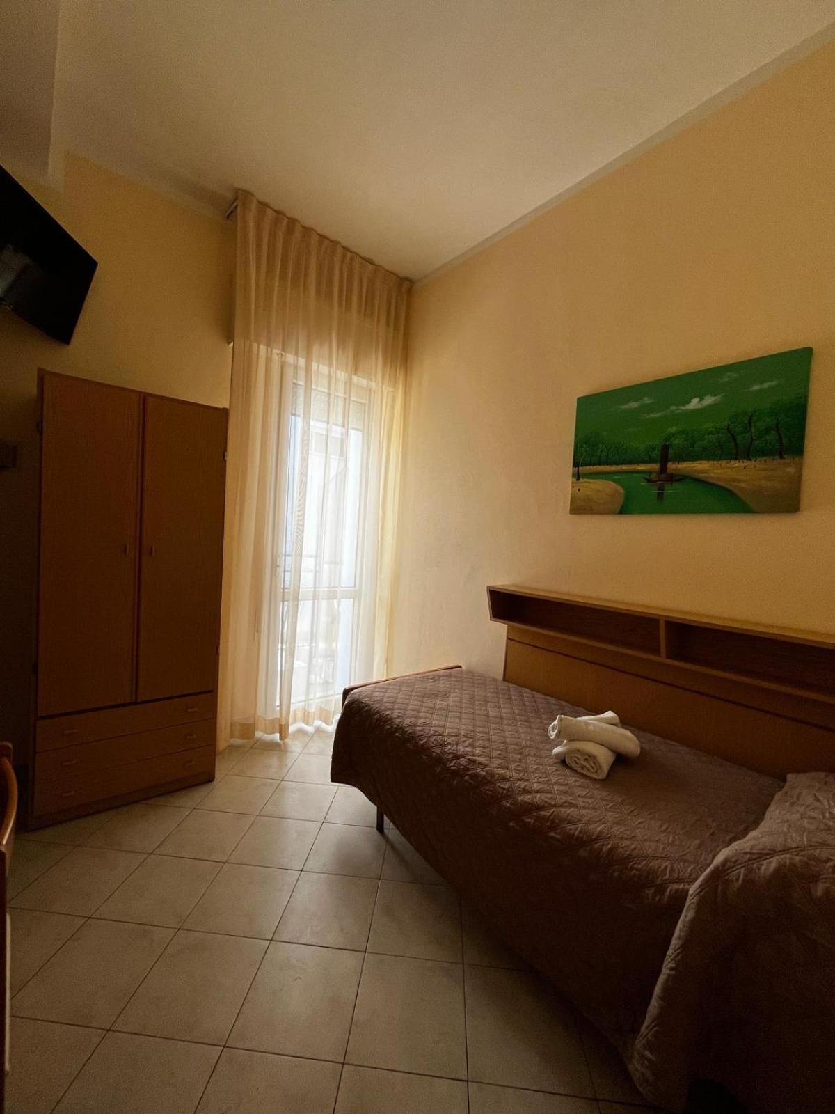 Hotel Giove Dipendenza Hotel Fiamma Cesenatico Ngoại thất bức ảnh