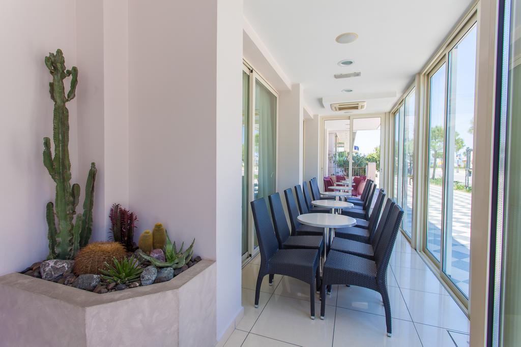 Hotel Giove Dipendenza Hotel Fiamma Cesenatico Ngoại thất bức ảnh