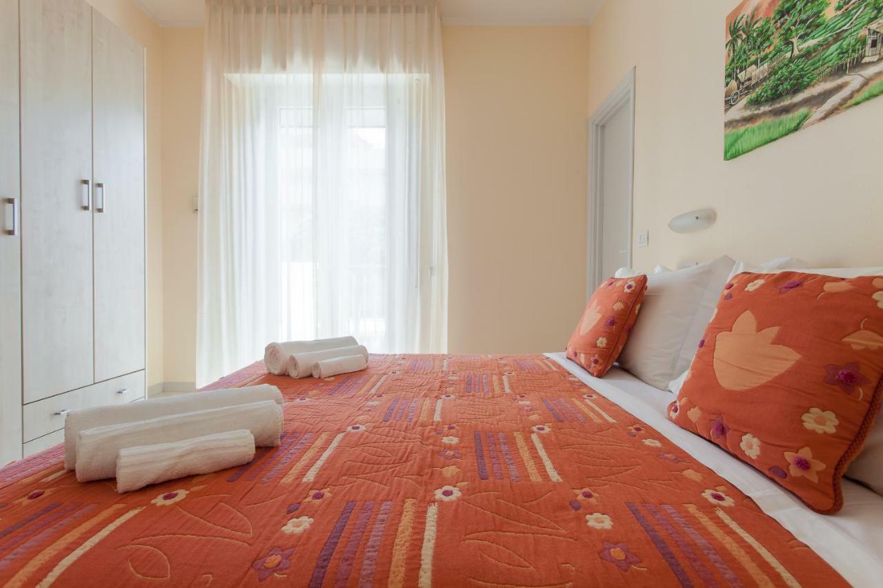 Hotel Giove Dipendenza Hotel Fiamma Cesenatico Ngoại thất bức ảnh